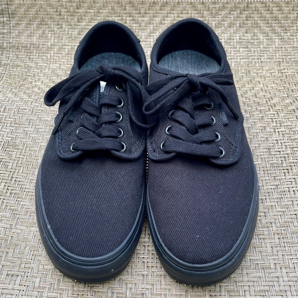 ⚫️ Vans Chima Ferguson Pro in Black ⚫️